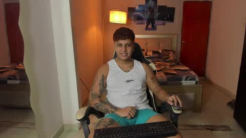 Snapshot of jake_pons chatting on 02.12.25 Jake Pons online show from 02.12.25