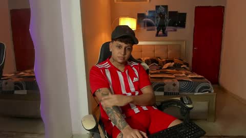 Snapshot of jake_pons chatting on 02.21.25 Jake Pons online show from 02.21.25