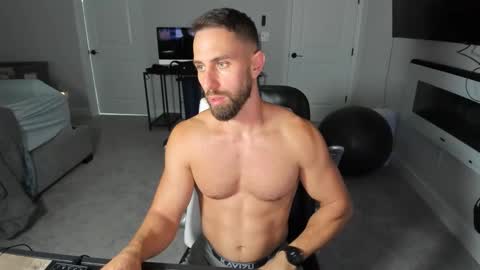 Snapshot of jakeorion chatting on 05.25.26 Jake Orion online show from 05.25.26