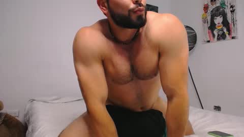 JakeSkye online show from 10.22.25