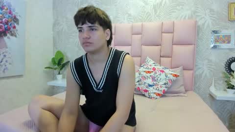 Snapshot of jakesummer_ chatting on 02.11.26 Jake online show from 02.11.26