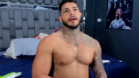 my name is sebas If you come here dont hesitate to say hello Im a guy who really likes having conversations and having hot online show from 01.08.26