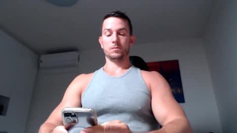 Snapshot of jakubstefano chatting on 12.13.24 Muscle beast P online show from 12.13.24