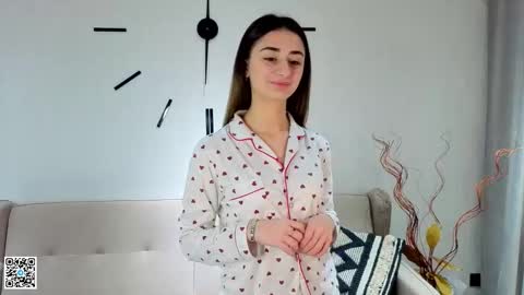 Snapshot of jaleesasahler chatting on 11.24.25 Iris online show from 11.24.25