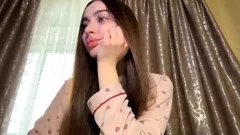 Snapshot of jamamcnab chatting on 07.16.26 Alice online show from 07.16.26