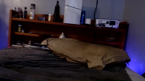 what you in too online show from 09.14.25