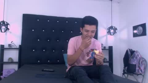 James y Kenet online show from 02.01.26