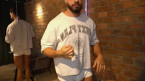 James Axel online show from 02.08.25