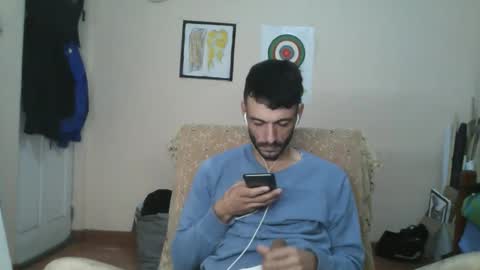 Snapshot of jamesfromworld chatting on 05.20.26 jamesfromworld online show from 05.20.26