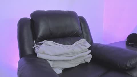 James Gray online show from 03.10.25