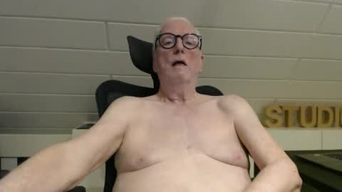 JamesGreyhound70 online show from 03.22.26