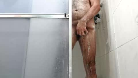 Snapshot of jameshetfield450 chatting on 03.05.25 James Clapeyron online show from 03.05.25