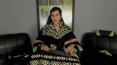 Snapshot of jamesinked_ chatting on 03.08.25 Jamesinked online show from 03.08.25