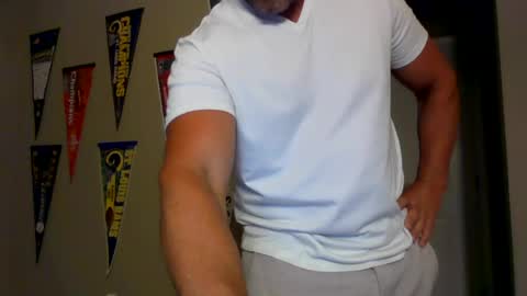 Snapshot of jamesmckendree chatting on 07.27.26 jamesmckendree online show from 07.27.26