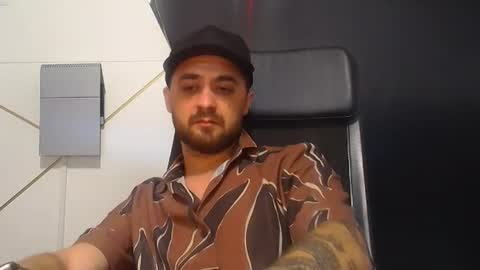 Snapshot of jamesmyersx chatting on 06.29.26 JamesMyers online show from 06.29.26