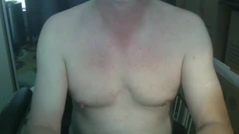 Snapshot of jamesray722 chatting on 09.11.25 jamesray722 online show from 09.11.25