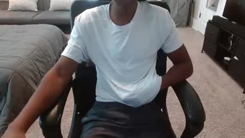 Snapshot of jamessbaker chatting on 06.28.26 jamessbaker online show from 06.28.26