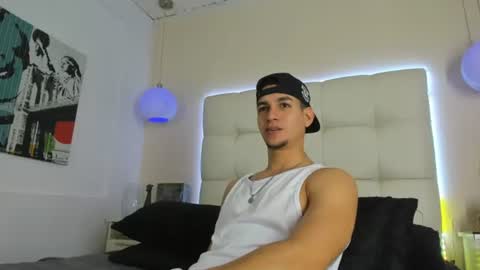 Snapshot of jamexxx1 chatting on 08.07.26 --- James --- online show from 08.07.26