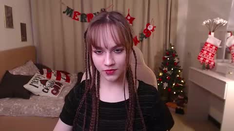 jamie_chung online show from 12.20.25