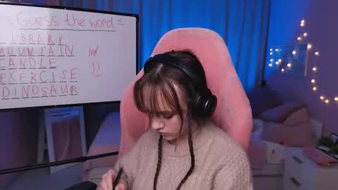 jamie_chung online show from 02.20.26