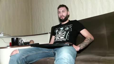 Snapshot of jamienoxus chatting on 03.02.25 Robbie online show from 03.02.25