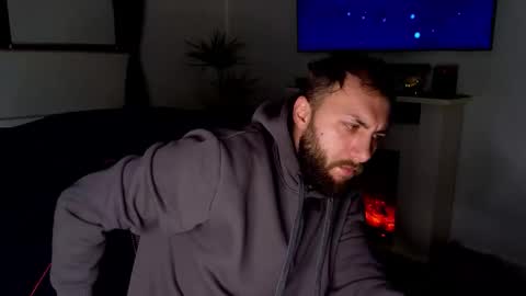 Snapshot of jamienoxus chatting on 01.12.26 Robbie online show from 01.12.26