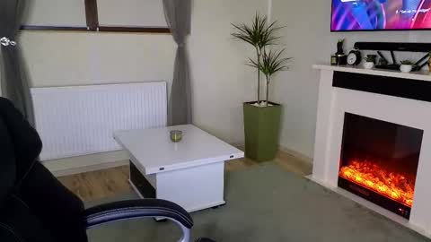 Snapshot of jamienoxus chatting on 02.24.26 Robbie online show from 02.24.26