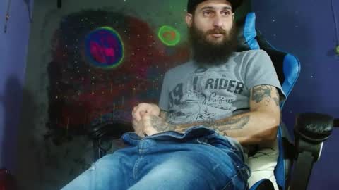 Jammes. online show from 02.18.25