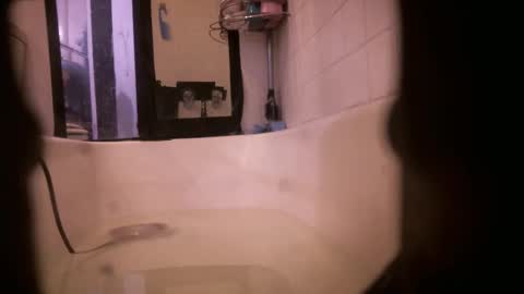 Bootyshows online show from 10.19.25