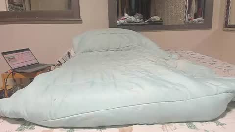 Bootyshows online show from 08.05.26