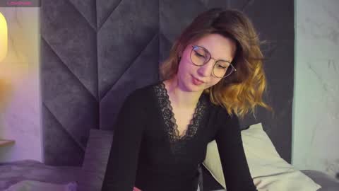 Snapshot of jane_pearl chatting on 02.04.25 Jane online show from 02.04.25