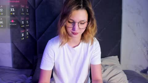 Snapshot of jane_pearl chatting on 02.05.25 Jane online show from 02.05.25