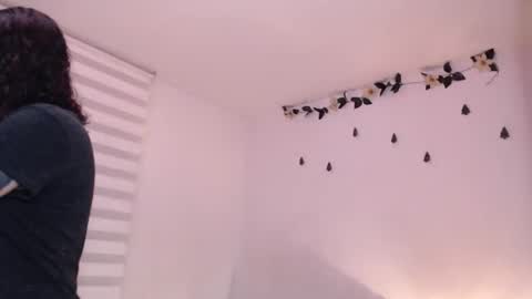 Snapshot of jane_r chatting on 01.16.25 Jane online show from 01.16.25