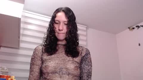 Snapshot of jane_r chatting on 12.04.25 Jane online show from 12.04.25