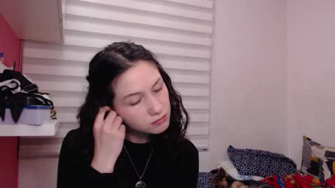 Snapshot of jane_r chatting on 12.16.25 Jane online show from 12.16.25