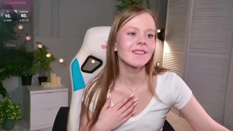 Snapshot of jane_westt chatting on 04.18.26 jane_westt online show from 04.18.26