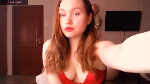 Snapshot of janeblossomhot chatting on 02.13.25 Jane online show from 02.13.25