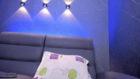 Snapshot of janecullen chatting on 01.29.25 JANE online show from 01.29.25