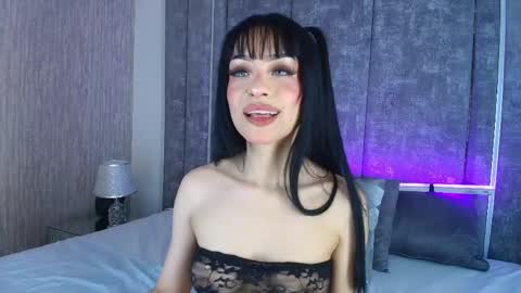 Snapshot of janedaviss chatting on 04.23.26 janedaviss online show from 04.23.26