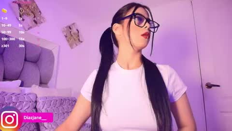 Jennifer online show from 12.03.25