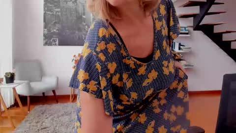 JANE TURNER MILF online show from 11.19.25