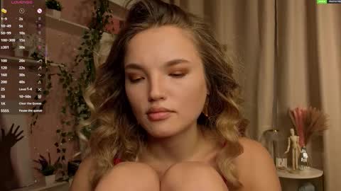 Hi Im Alice and here youll find something online show from 12.18.25