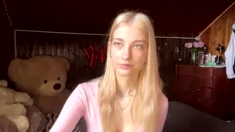 Elsa online show from 07.11.26