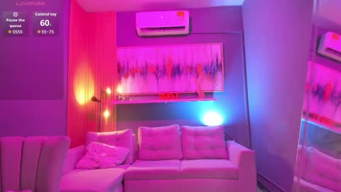 Janinne  online show from 03.02.26