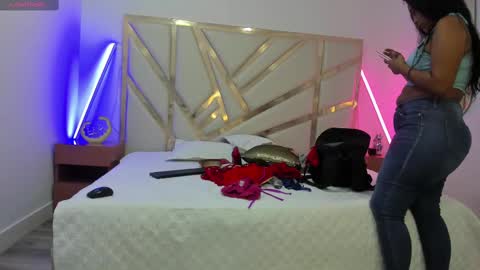 Snapshot of janna_foxx chatting on 10.26.25 Janna online show from 10.26.25