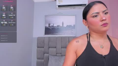 Snapshot of janna_lopezz chatting on 12.20.25 Janna online show from 12.20.25