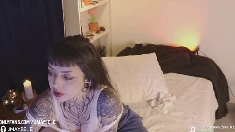   jmaybe e online show from 02.19.25