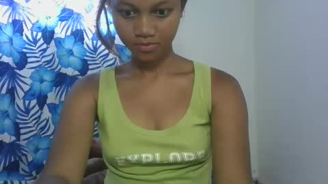 Snapshot of jarevava chatting on 02.22.25 Jarevava online show from 02.22.25