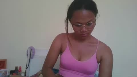 Snapshot of jarevava chatting on 10.10.25 Jarevava online show from 10.10.25