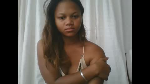 Snapshot of jarevava chatting on 12.15.25 Jarevava online show from 12.15.25